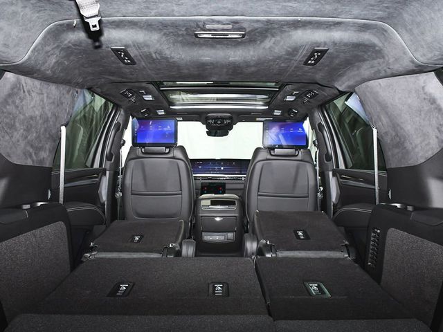 2026 Cadillac Escalade ESV Platinum Edition - 23020685 - 72