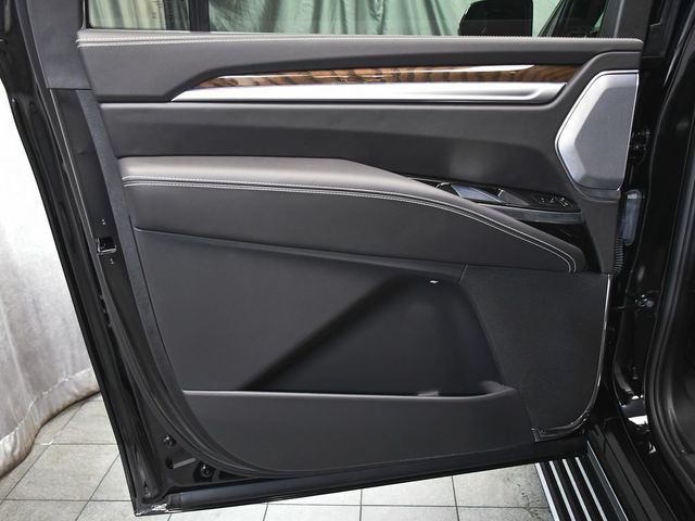 2026 Cadillac Escalade ESV Platinum Edition - 23030240 - 11