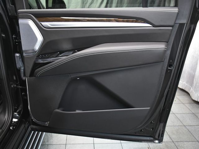 2026 Cadillac Escalade ESV Platinum Edition - 23030240 - 13