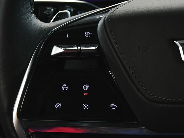 2026 Cadillac Escalade ESV Platinum Edition - 23030240 - 33