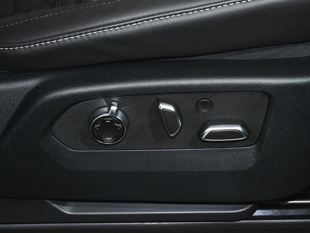 2026 Cadillac Escalade ESV Platinum Edition - 23030240 - 63