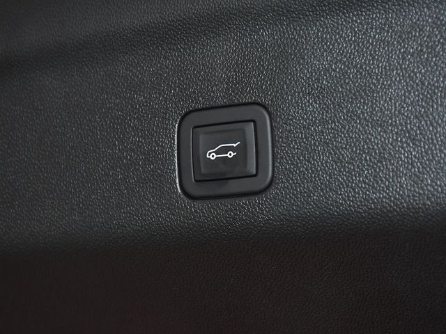 2026 Cadillac Escalade ESV Platinum Edition - 23030240 - 68
