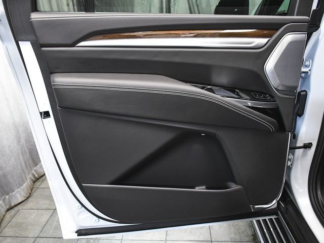 2026 Cadillac Escalade ESV Platinum Edition - 23050312 - 11