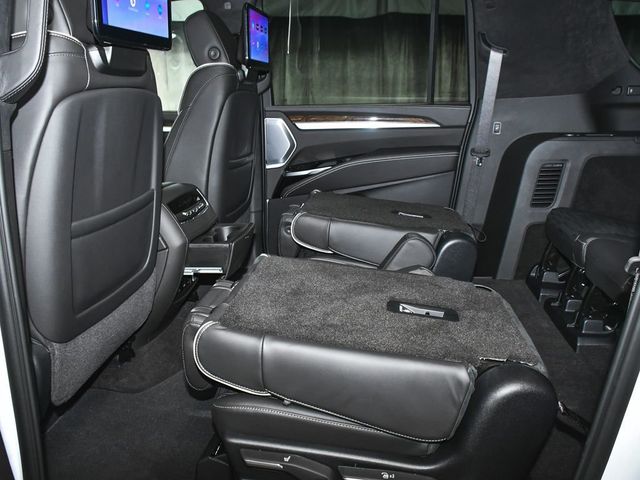 2026 Cadillac Escalade ESV Platinum Edition - 23050312 - 55