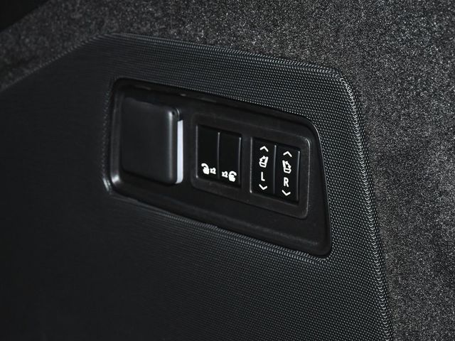 2026 Cadillac Escalade ESV Platinum Edition - 23050312 - 73