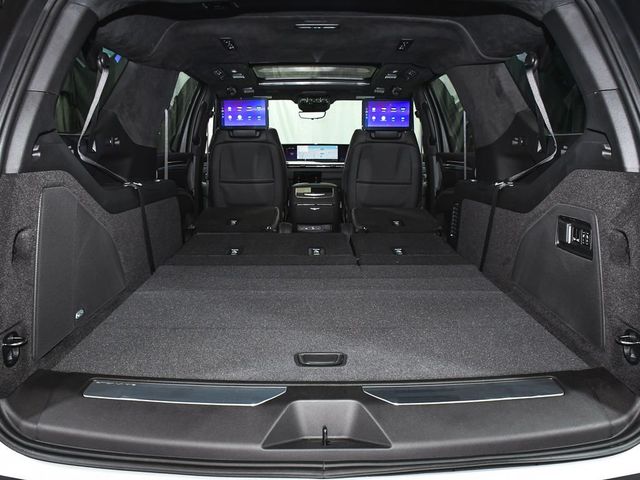 2026 Cadillac Escalade ESV Platinum Edition - 23050312 - 74