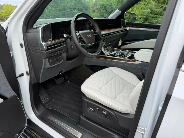 2026 Cadillac Escalade ESV Platinum Luxury/Heated&Cooled Massage Seats/Heads Up Display/NAV - 23050727 - 15