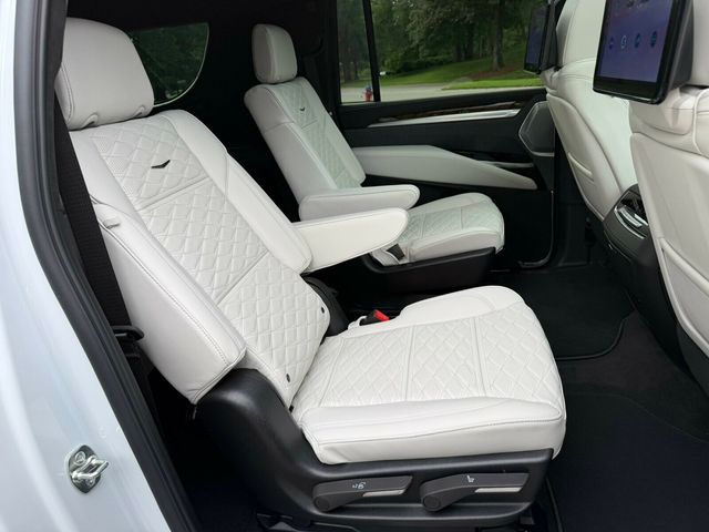 2026 Cadillac Escalade ESV Platinum Luxury/Heated&Cooled Massage Seats/Heads Up Display/NAV - 23050727 - 27