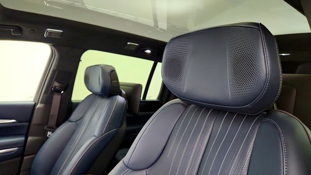 2026 Cadillac Escalade IQ AWD 4dr Premium Luxury w/ Executive Second Row Seating - 23084919 - 20