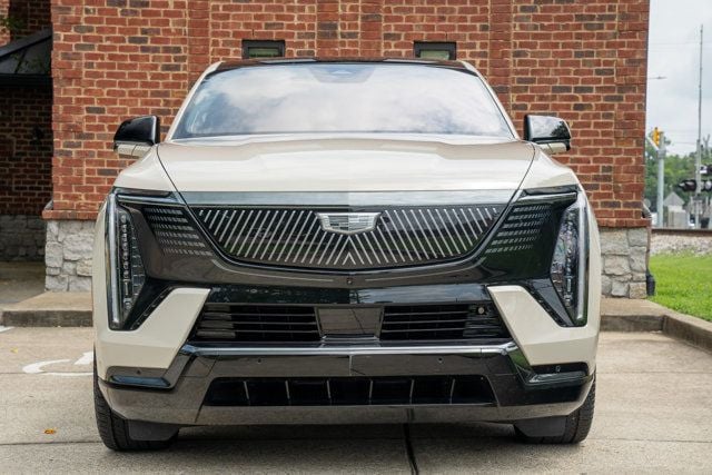 2026 Cadillac Escalade IQ MSRP$151220/PremiumSport/SuperCruise/Heated&CooledSeats/PanoRoof - 23054154 - 1