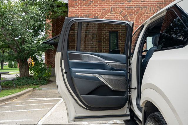 2026 Cadillac Escalade IQ MSRP$151220/PremiumSport/SuperCruise/Heated&CooledSeats/PanoRoof - 23054154 - 44