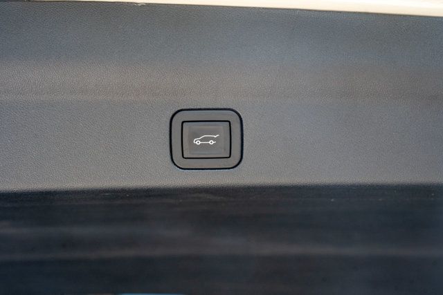 2026 Cadillac Escalade IQ MSRP$151220/PremiumSport/SuperCruise/Heated&CooledSeats/PanoRoof - 23054154 - 52