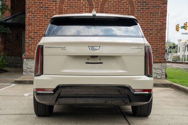 2026 Cadillac Escalade IQ MSRP$151220/PremiumSport/SuperCruise/Heated&CooledSeats/PanoRoof - 23054154 - 5