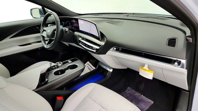 2026 Cadillac LYRIQ 4dr Luxury w/ Electric AWD Dual Motor - 23026171 - 22