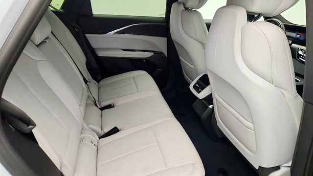 2026 Cadillac LYRIQ 4dr Sport - 23000910 - 21