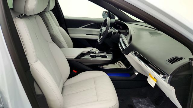 2026 Cadillac LYRIQ 4dr Sport - 23000910 - 22