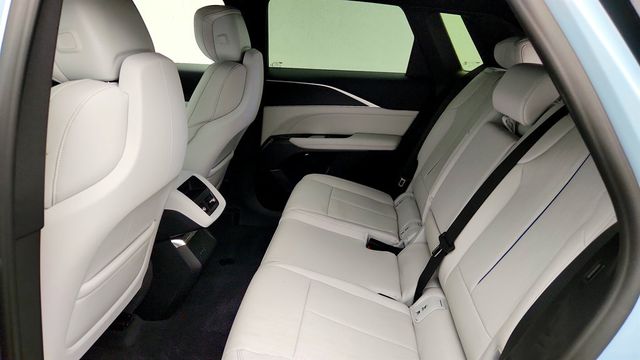 2026 Cadillac LYRIQ 4dr Sport w/ Electric AWD & Trailering Provisions - 23044044 - 20