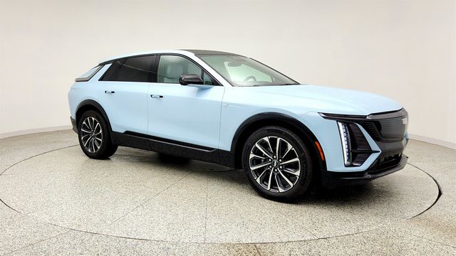 2026 Cadillac LYRIQ 4dr Sport w/ Electric AWD & Trailering Provisions - 23044044 - 2