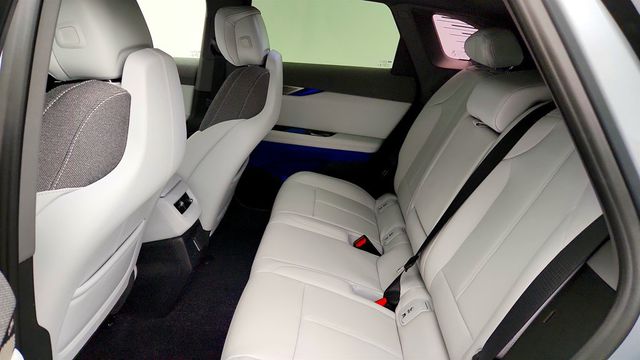 2026 Cadillac OPTIQ 4dr Luxury - 23032072 - 19