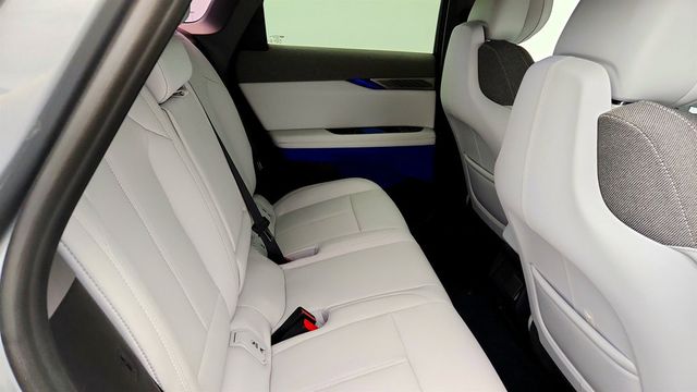 2026 Cadillac OPTIQ 4dr Luxury - 23032072 - 21