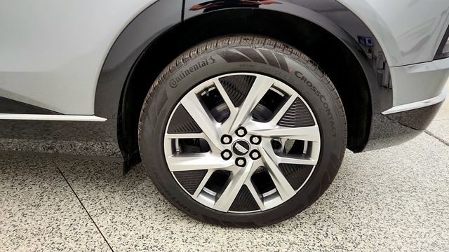 2026 Cadillac OPTIQ AWD 4dr Luxury - 23026170 - 8