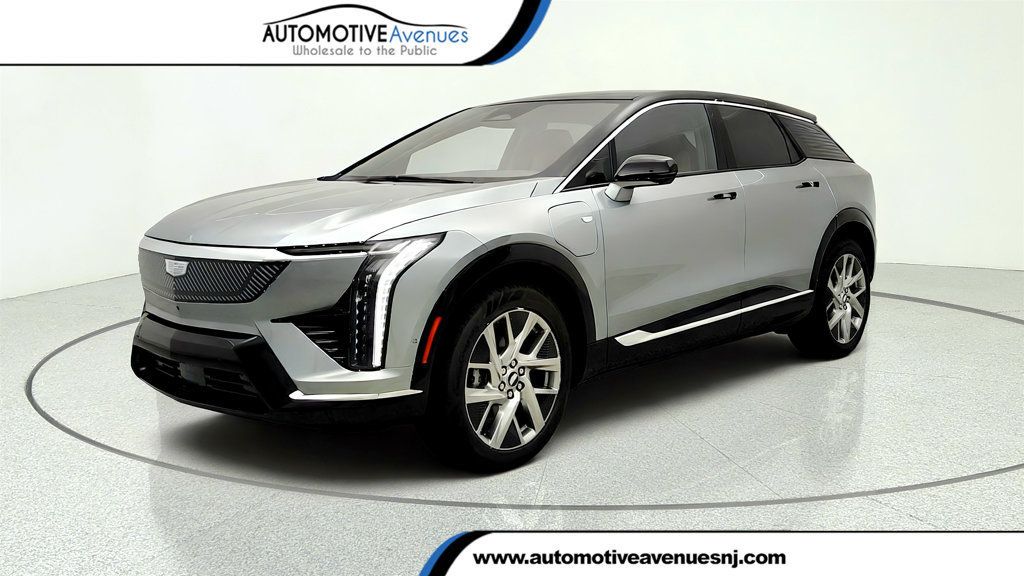 2026 Cadillac OPTIQ AWD 4dr Premium Luxury w/ Black Roof - 23057283 | Video 1