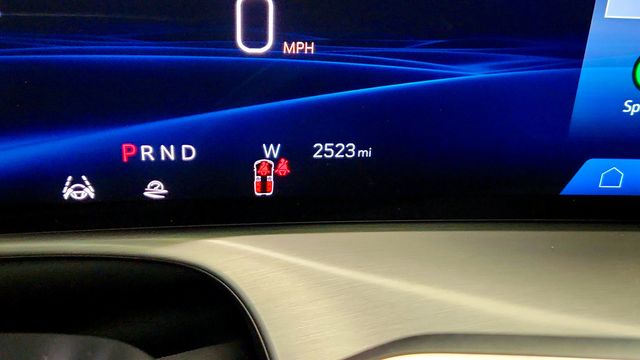 2026 Cadillac VISTIQ AWD 4dr Sport with 2nd Row Captain's Seats (6 Seats) - 22960765 - 14