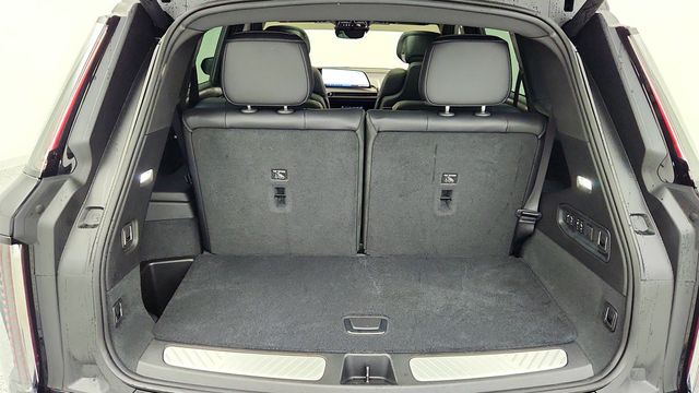 2026 Cadillac VISTIQ AWD 4dr Sport with 2nd Row Captain's Seats (6 Seats) - 22960765 - 22