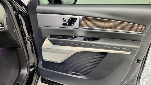 2026 Cadillac VISTIQ AWD 4dr Sport with 2nd Row Captain's Seats (6 Seats) - 22960765 - 26