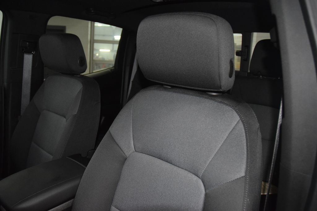 2026 Chevrolet Colorado 4WD Crew Cab WT - 23041616 - 37