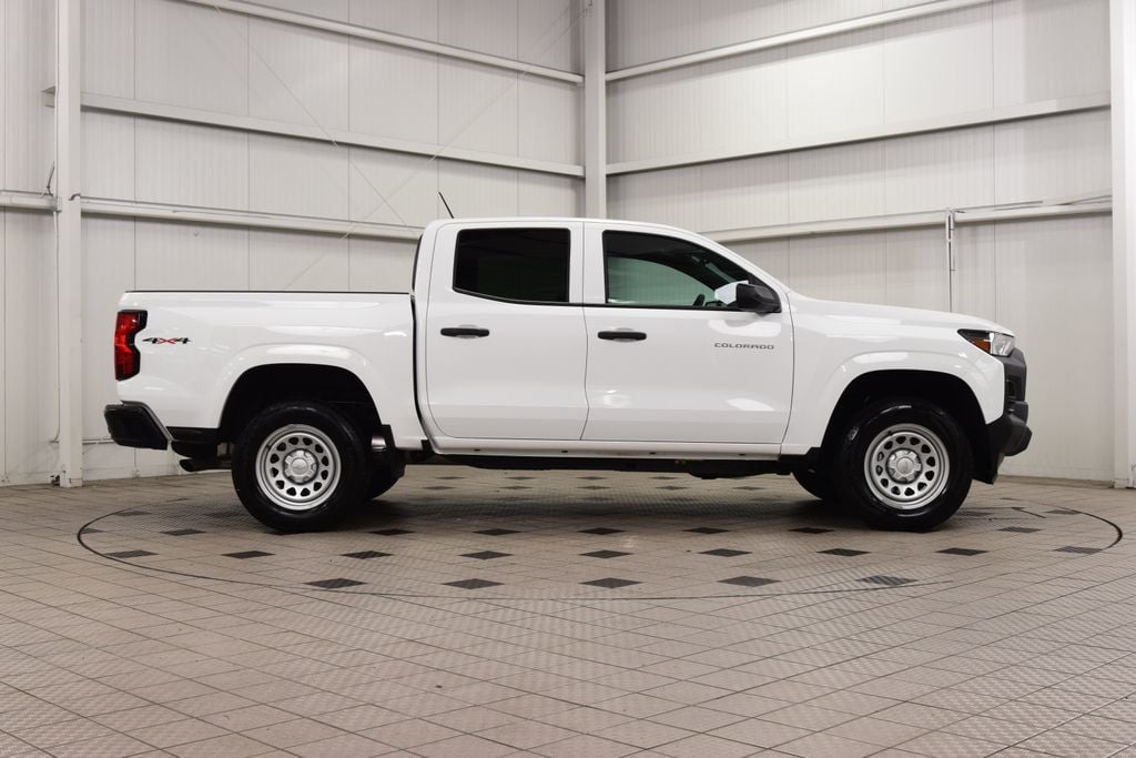 2026 Chevrolet Colorado 4WD Crew Cab WT - 23041616 - 8