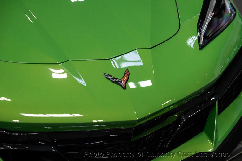 2026 Chevrolet Corvette Roswell Green Metallic  - 23071020 - 12