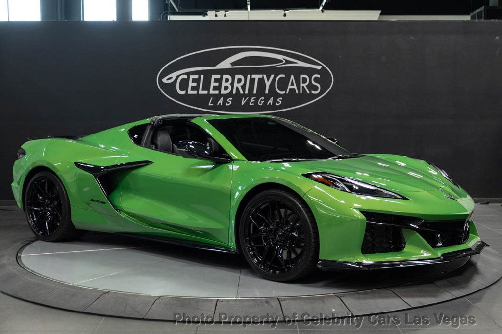 2026 Chevrolet Corvette Roswell Green Metallic  - 23071020 - 29