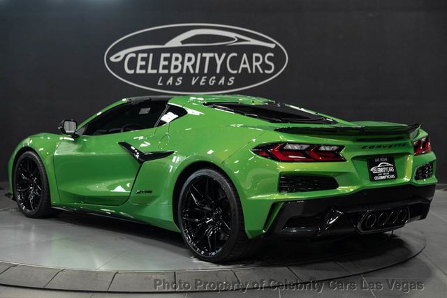 2026 Chevrolet Corvette Roswell Green Metallic  - 23071020 - 32