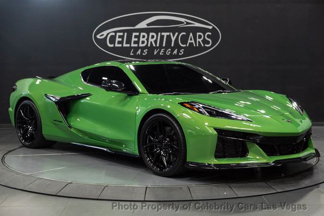 2026 Chevrolet Corvette Roswell Green Metallic  - 23071020 - 8