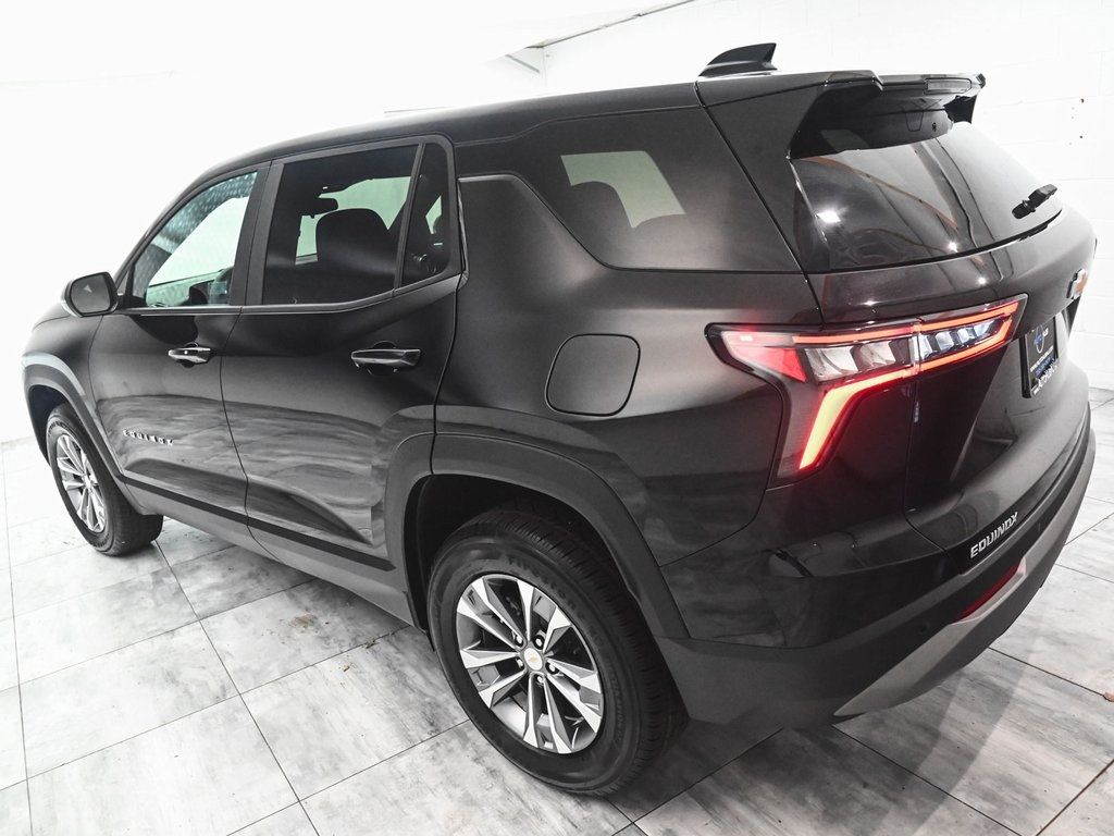 2026 Chevrolet Equinox LT photo 3