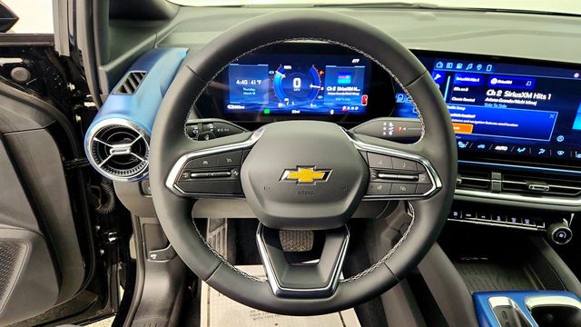 2026 Chevrolet Equinox EV AWD 4dr LT2 w/ 17.7'' Touchscreen & HD Surround Vision - 23000914 - 12