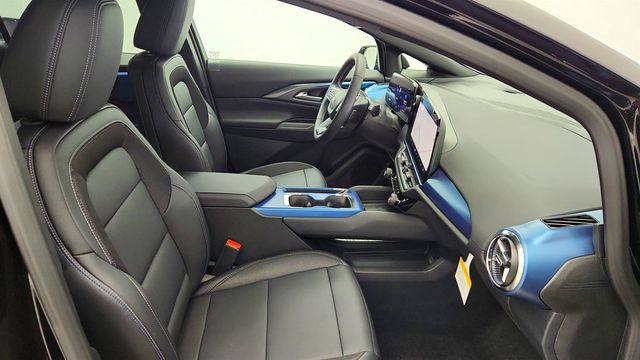 2026 Chevrolet Equinox EV AWD 4dr LT2 w/ 17.7'' Touchscreen & HD Surround Vision - 23000914 - 22