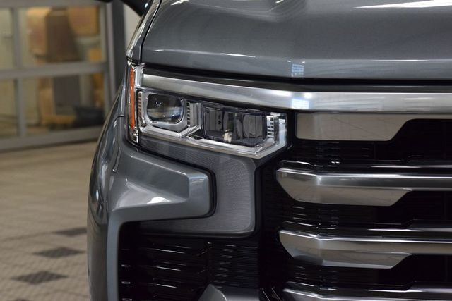 2026 Chevrolet Silverado 1500 1500 CREW HIGH COUNTRY * 6.2 V8 * LOADED * 1 OWNER - 23029384 - 9