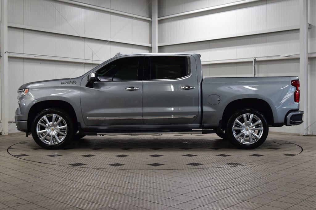 2026 Chevrolet Silverado 1500 1500 CREW HIGH COUNTRY * 6.2 V8 * LOADED * 1 OWNER - 23029384 - 3