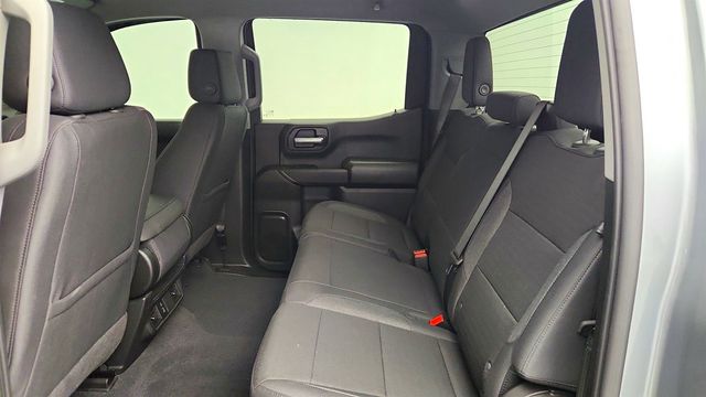 2026 Chevrolet Silverado 1500 2WD Crew Cab 147'' Custom w/ Turbomax Blackout Package - 23020190 - 18