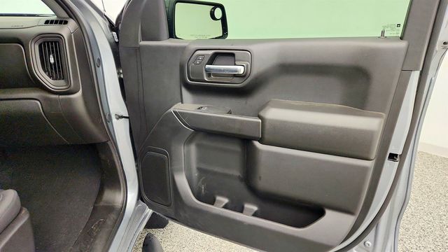 2026 Chevrolet Silverado 1500 2WD Crew Cab 147'' Custom w/ Turbomax Blackout Package - 23020190 - 23