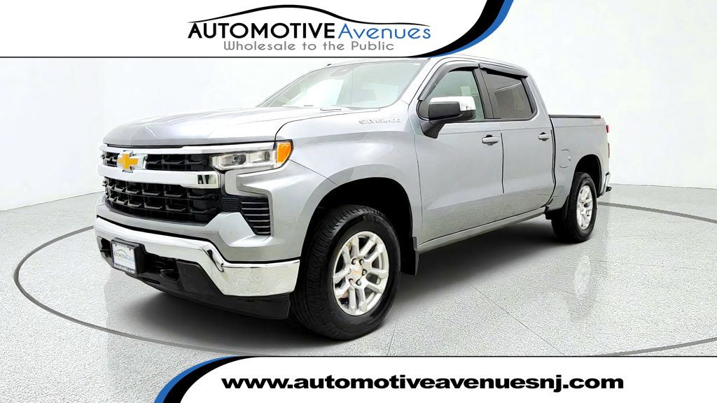 2026 Chevrolet Silverado 1500 4WD Crew Cab 147" LT w/2FL - 23089219 | Video 1