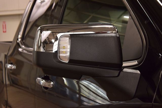 2026 Chevrolet Silverado 1500 4WD Crew Cab 147" LTZ - 23032370 - 15