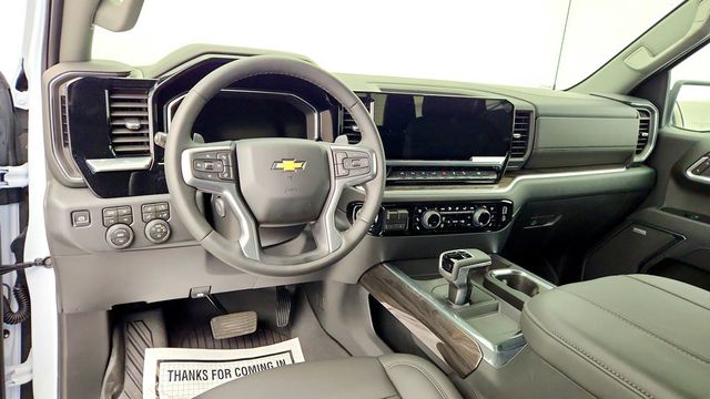 2026 Chevrolet Silverado 1500 4WD Crew Cab 147'' LTZ w/ Z71 Off-Road & Convenience Pkgs - 23083934 - 12