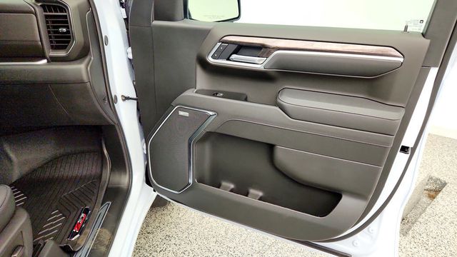 2026 Chevrolet Silverado 1500 4WD Crew Cab 147'' LTZ w/ Z71 Off-Road & Convenience Pkgs - 23083934 - 24