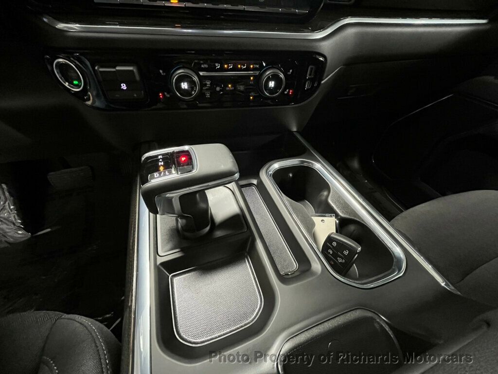 2026 Chevrolet Silverado 1500 4WD Crew Cab 147" RST - 22942667 - 28