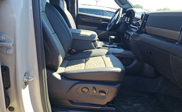 2026 Chevrolet Silverado 1500 4WD Crew Cab 147" ZR2 - 23038568 - 18