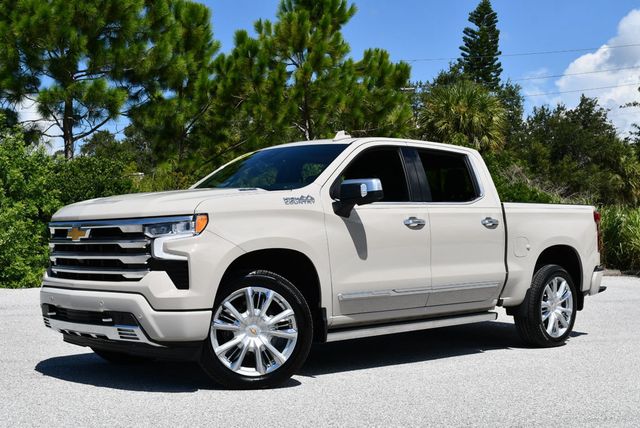 2026 Chevrolet Silverado 1500 4WD Crew Cab High Country W/Premium II Super Cruise Package - 23068057 - 23