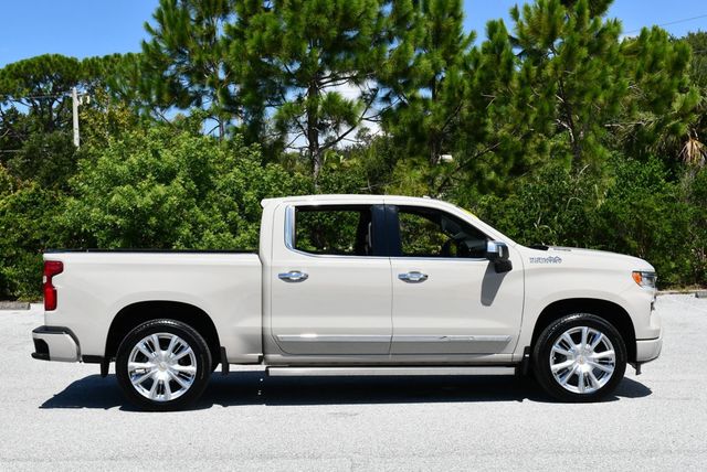 2026 Chevrolet Silverado 1500 4WD Crew Cab High Country W/Premium II Super Cruise Package - 23068057 - 33